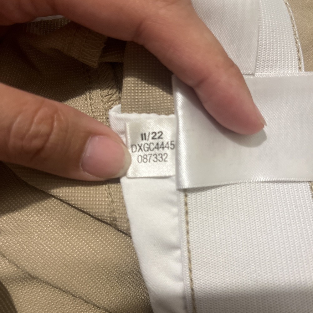reebok favorite golf shorts men's 46 beige pleated‎ 8.5" inseam - Picture 8 of 9